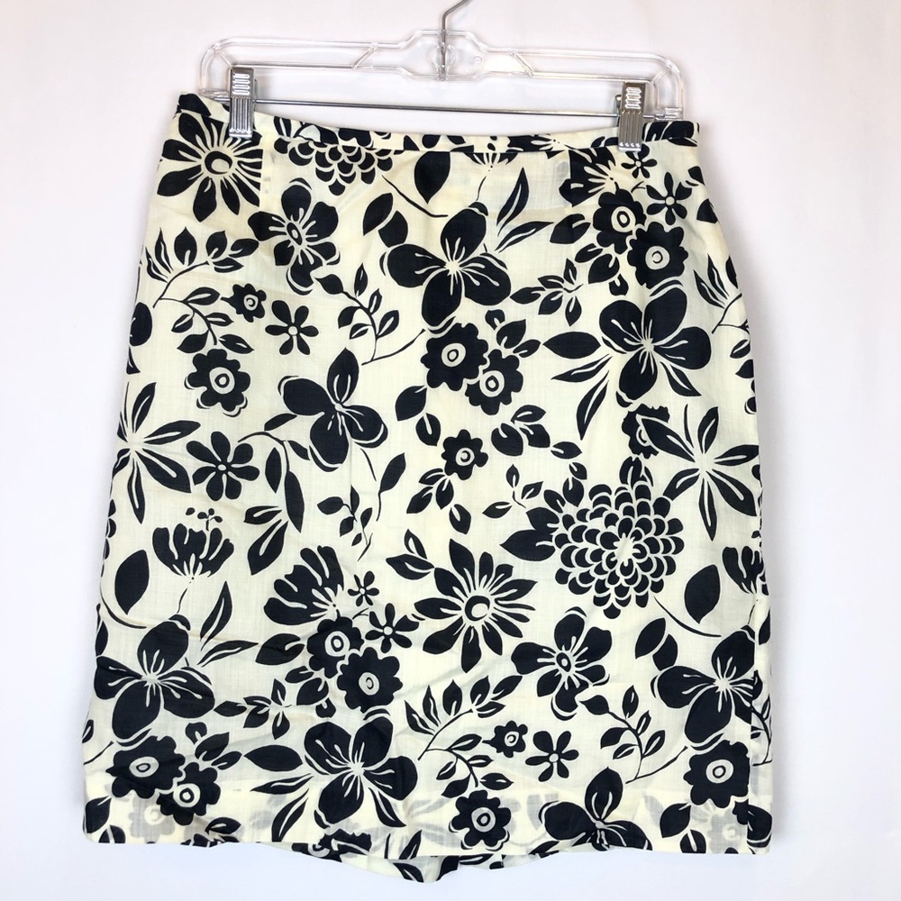 Ann Taylor 12 A-Line Skirt Cream Black Floral A